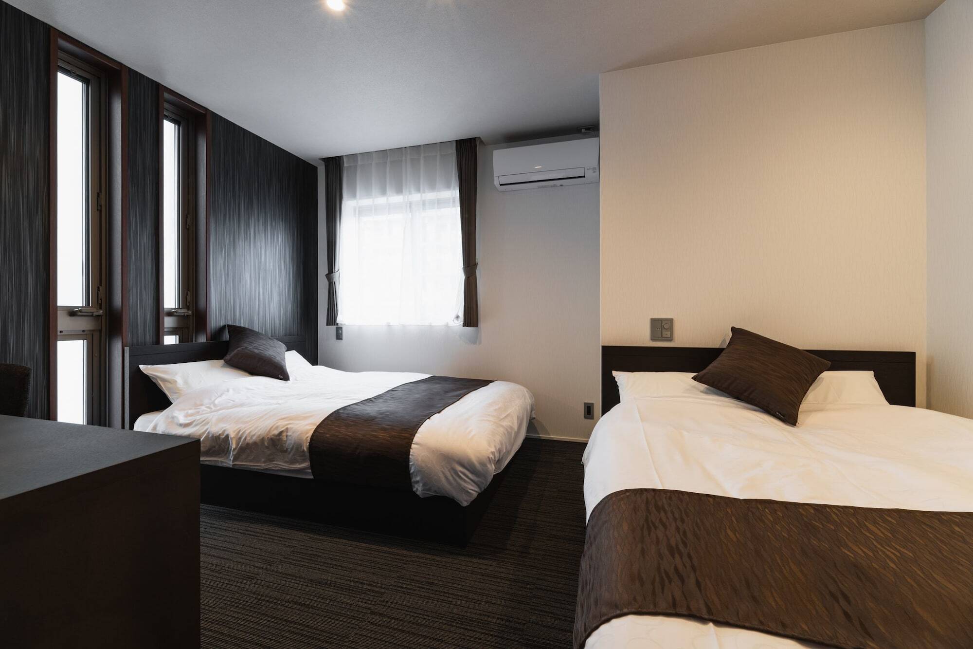แกรนด์ เบส เทนจิง Aparthotel ฟูกุโอกะ ภายนอก รูปภาพ